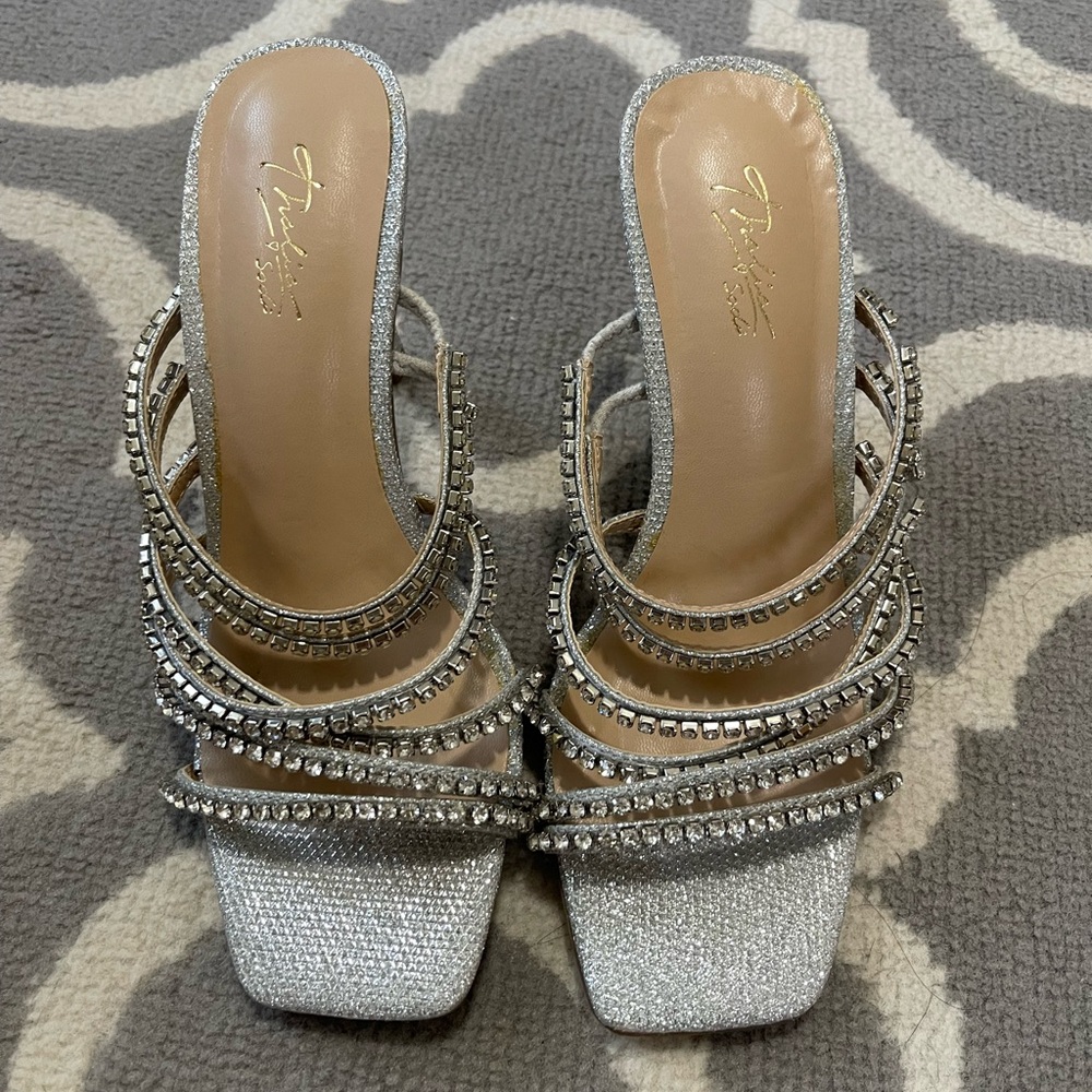 Thalia Sodi Elegant Silver Women's Heels